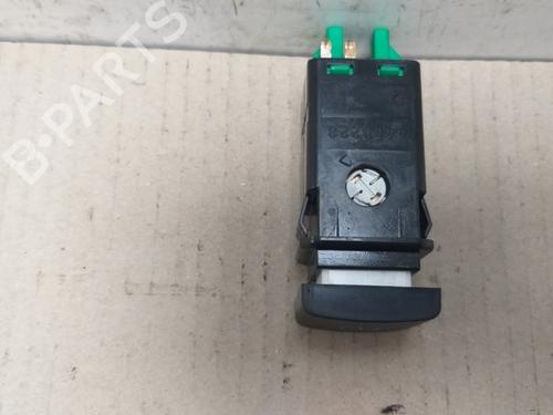 Switch SAAB 9-5 Estate (YS3E) 2.0 t | BP15533127I30 