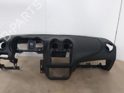 Used Dashboard Dashboard 22294884 22294884