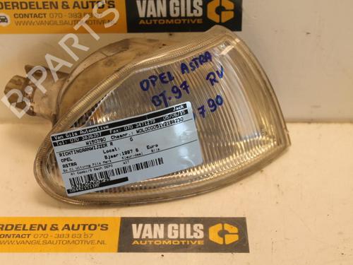 Used Right front indicator Right front indicator 15311409 15311409