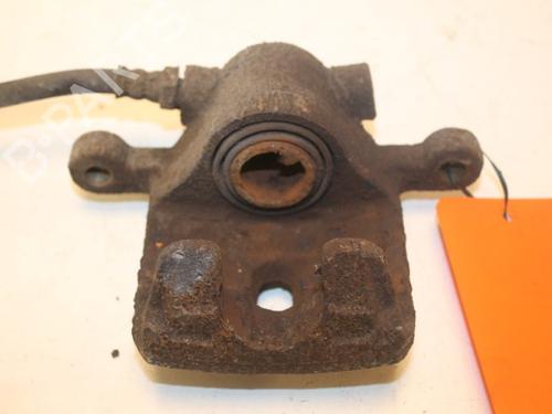 Used Right rear brake caliper MITSUBISHI SPACE WAGON (N9_W, N8_W) 2.0 (133 hp) 15315965