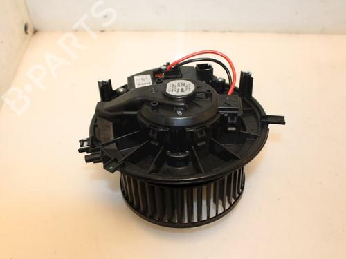 Used Heater blower motor VW TOURAN (5T1) 1.6 TDI (110 hp) 15323334