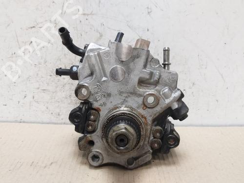 Used Fuel pump MERCEDES-BENZ CLA Shooting Brake (X117) CLA 220 CDI / d (117.903) (177 hp) 16122653