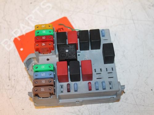Used Fuse box Fuse box 15308046 15308046