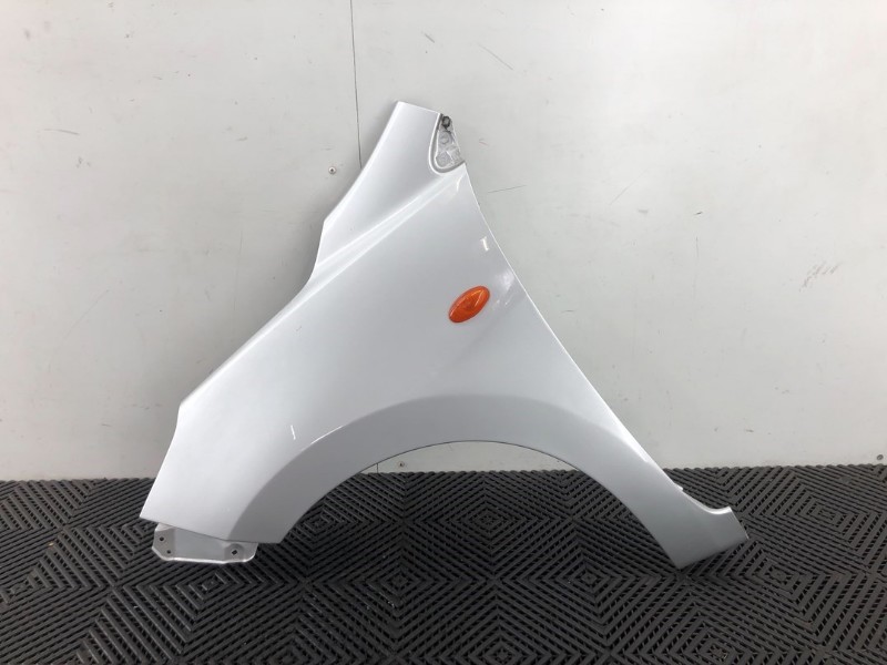 Parafango Anteriore POLISPORT 8590400001 Per Suzuki DR-Z400 (2020-2025) - Design OEM, Nero Lucido, Facile Installazione Parafango Polisport Dr-z400 2020-2025