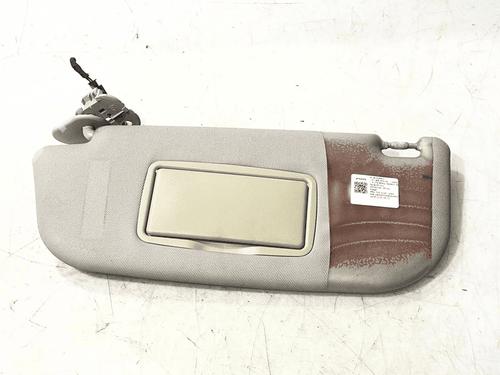 Used Left sun visor Left sun visor ALFA ROMEO 147 (937_) 1.9 JTD (937.AXD1A, 937.BXD1A, 937.AXV1A, 937.BXB1A,... (115 hp) 35895229 35895229