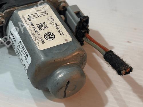 Left front window motor VW LOAD UP! (121, 122, BL1, BL2) 1.0 | BP33823738E21 - Image 4