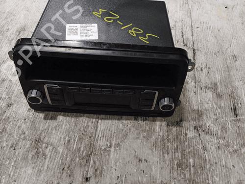 Used Radio Radio VW POLO V (6R1, 6C1) 1.2 (60 hp) 33821915 33821915