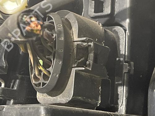 Left headlight AUDI A4 B6 (8E2) 1.9 TDI | BP37192416C28 - Image 5