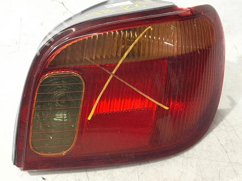 Used Right taillight Right taillight TOYOTA YARIS (_P1_) 1.0 (SCP10_, SCP10R) (65 hp) 33929900 33929900