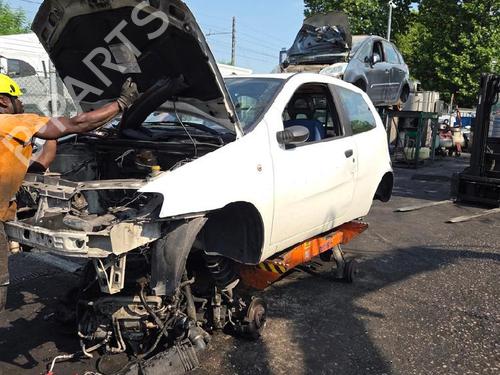 Brugte FIAT PUNTO (188_)  1.9 DS 60 (188.031, .051, .231, .251)  4779084