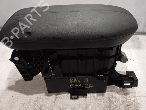 Armrest / Center console TOYOTA RAV 4 V (_A5_, _H5_) 2.5 Hybrid AWD (AXAH54, AXAL54) | BP33821156I20 - Image 2