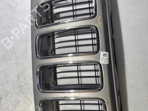 Used Grille Grille JEEP GRAND CHEROKEE II (WJ, WG) 2.7 CRD 4x4 (163 hp) 33821814 33821814