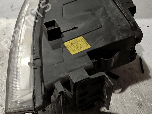 Left headlight FORD MONDEO III (B5Y) 1.8 16V | BP33822273C28 - Image 3