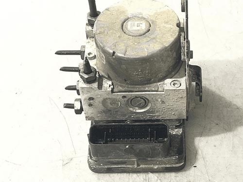 Used ABS pump ABS pump FORD TRANSIT COURIER B460 Box Body/MPV 1.5 TDCi (75 hp) 33905661 33905661