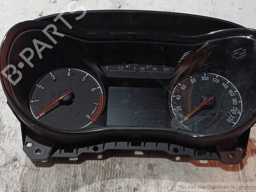 Used Instrument cluster Instrument cluster OPEL ADAM (M13) 1.2 (69 hp) 33822493 33822493