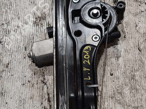 Used Front left window mechanism Front left window mechanism LANCIA YPSILON (312_) 1.2 (312.PXA1A, 312.YXA1A) (69 hp) 33821546 33821546