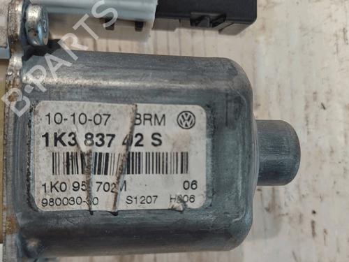 Right front window motor VW GOLF V (1K1) 1.9 TDI | BP33823630E20 - Image 6