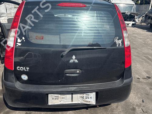 Brugte MITSUBISHI COLT VI (Z3_A, Z2_A)  1.1 (Z31A, Z32A)  4638023