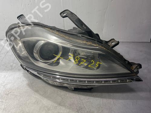 Used Right headlight Right headlight LANCIA DELTA III (844_) 1.6 D Multijet (844.AXC11, 844.AXC1A) (120 hp) 35973944 35973944