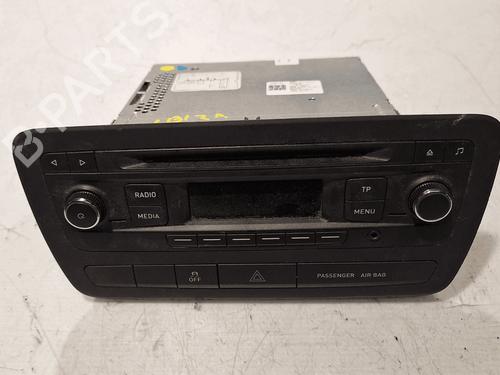 Bilradio Bilradio SEAT IBIZA IV (6J5, 6P1) 1.2 (70 hp) 33824083 33824083