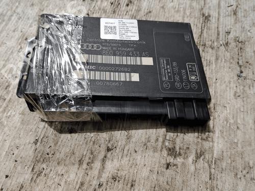 Display Display AUDI A4 B7 (8EC) 1.6 (102 hp) 33823645 33823645