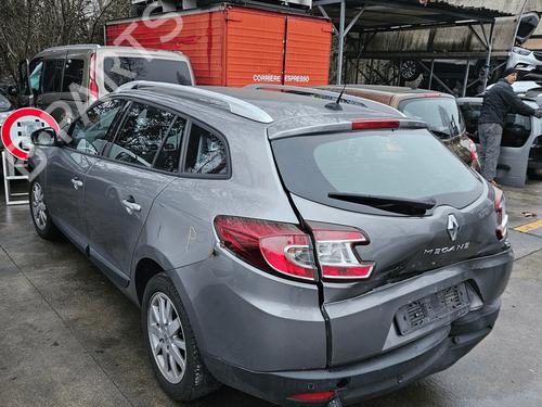 Middle console RENAULT MEGANE III Hatchback (BZ0/1_, B3_) 1.5 dCi (BZ09, BZ0D, BZ1W, BZ29, BZ14) | BP33823715I22  - Image 7