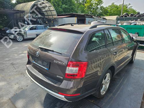Electronic module SKODA OCTAVIA III Combi (5E5, 5E6) 1.6 TDI 4x4 | BP33824126M83  - Image 7