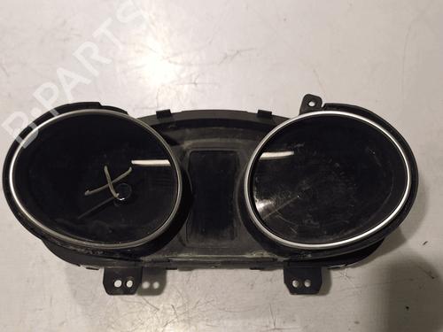 Used Instrument cluster Instrument cluster KIA SPORTAGE III (SL) 1.7 CRDi (116 hp) 33822419 33822419