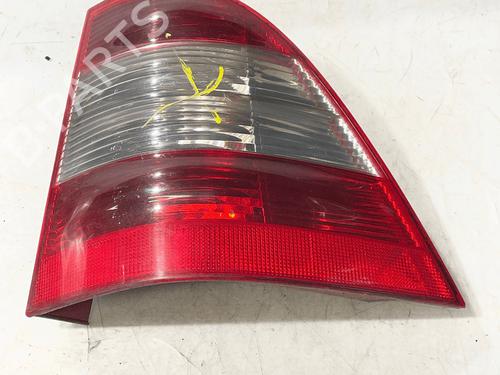 Used Right taillight Right taillight MERCEDES-BENZ M-CLASS (W163) ML 270 CDI (163.113) (163 hp) 33821890 33821890