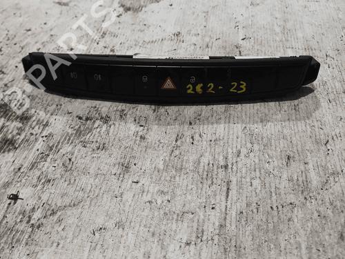 Used Switch Switch SMART FORFOUR (454) 1.3 (454.031) (95 hp) 33820694 33820694