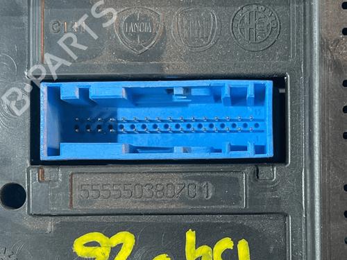Fuse box ALFA ROMEO 159 (939_) 2.0 JTDM (939AXP1B) | BP33823905E1 - Image 4