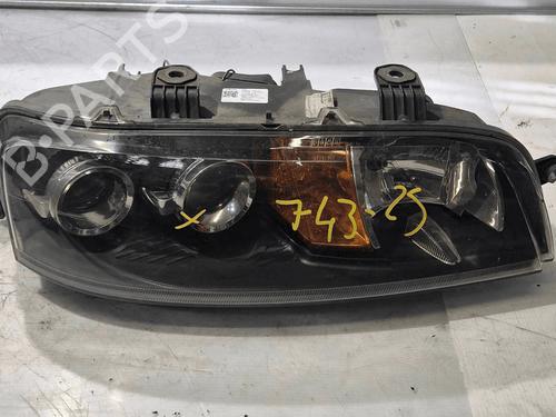 Used Right headlight Right headlight FIAT PUNTO (188_) 1.2 16V 80 (188.233, .235, .253, .255, .333, .353, .639,... (80 hp) 33821698 33821698