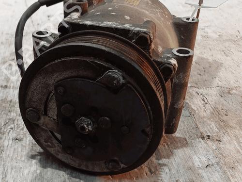 Used AC compressor AC compressor FORD FIESTA VI (CB1, CCN) 1.6 TDCi (95 hp) 33822813 33822813