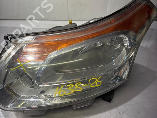 left-headlight-citroen-c3-picasso-sh_-2008-38771267 main image