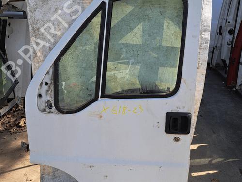 Used Left front door Left front door FIAT DUCATO Bus (244_) 2.0 (110 hp) 33823487 33823487