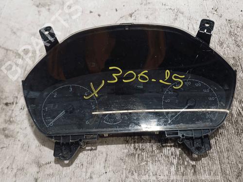 Used Instrument cluster Instrument cluster FORD FOCUS IV (HN) 1.5 EcoBoost (150 hp) 33822828 33822828