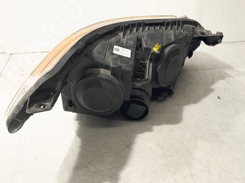 Left headlight CITROËN C3 Picasso (SH_) 1.4 VTi 95 (SH8FSC, SH8FP0, SH8FP6) | BP33821007C28 - Image 3