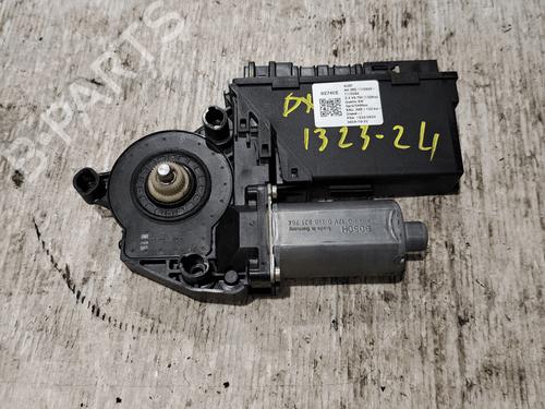Used Right front window motor Right front window motor AUDI A4 B7 (8EC) 1.6 (102 hp) 33823639 33823639