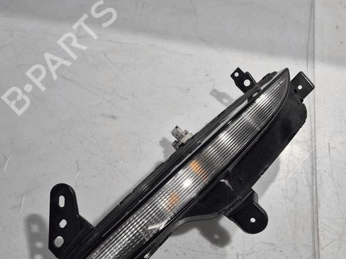 Used Right front indicator Right front indicator RENAULT MEGANE IV Hatchback (B9A/M/N_) 1.5 dCi 110 (B9A3) (110 hp) 33821401 33821401