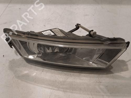 Used Right front fog light Right front fog light SKODA RAPID Spaceback (NH1) 1.2 TSI (86 hp) 33824182 33824182