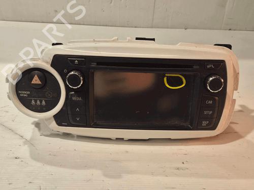 Used Display monitor Display monitor TOYOTA YARIS (_P13_) 1.0 (KSP130_, KSP130) (69 hp) 33820784 33820784