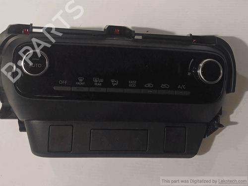 Used Climate control Climate control TOYOTA YARIS (_P21_, _PA1_, _PH1_) 1.5 Hybrid (MXPH10, MXPH11) (116 hp) 33820903 33820903