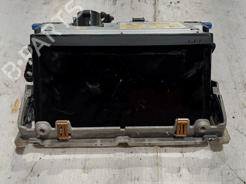 Used Display monitor Display monitor AUDI A3 (8V1, 8VK) 1.6 TDI (105 hp) 33823357 33823357