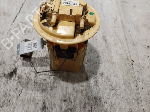 Used Fuel pump Fuel pump CITROËN C3 Picasso (SH_) 1.6 HDI 90 (92 hp) 33824011 33824011