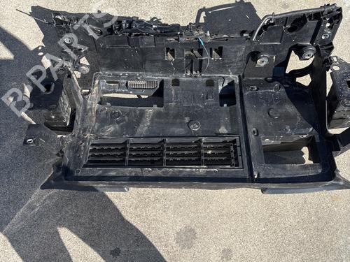 Frontplade/Frontkurv RENAULT MEGANE IV Hatchback (B9A/M/N_) 1.6 dCi 130 (B9A4) | BP38556495C72 - Image 4