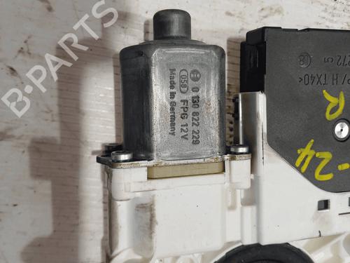 Right front window motor VW GOLF V (1K1) 1.9 TDI | BP33823630E20 - Image 4