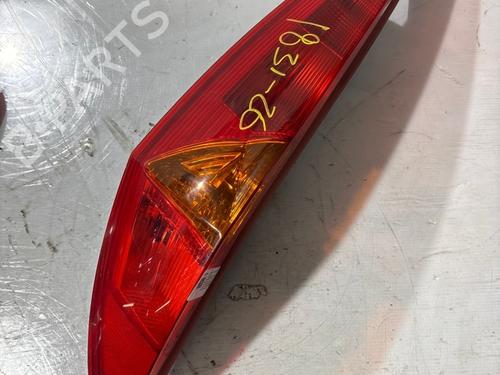 Used Left taillight Left taillight FIAT PUNTO (188_) 1.2 60 (188.030, .050, .130, .150, .230, .250) (60 hp) 40525122 40525122