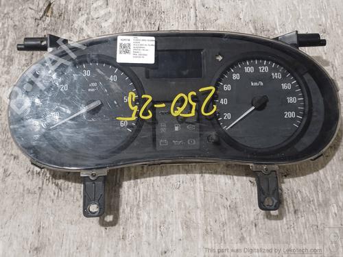 Used Instrument cluster Instrument cluster OPEL VIVARO A Bus (X83) 2.5 DTI (F7, J7, A07) (135 hp) 33822797 33822797