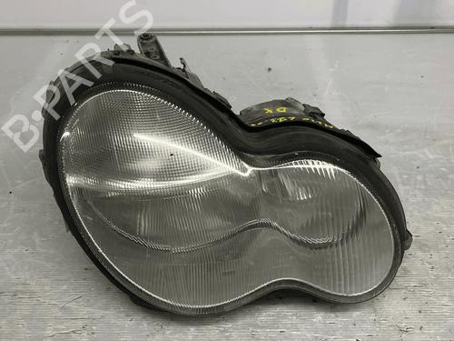 Used Right headlight Right headlight MERCEDES-BENZ C-CLASS T-Model (S203) C 220 CDI (203.206, 203.208) (143 hp) 33824228 33824228