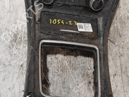 AC-Styringsenhed/Manøvreenhed AC-Styringsenhed/Manøvreenhed MERCEDES-BENZ A-CLASS (W176) A 180 CDI / d (176.012) (109 hp) 33823758 33823758